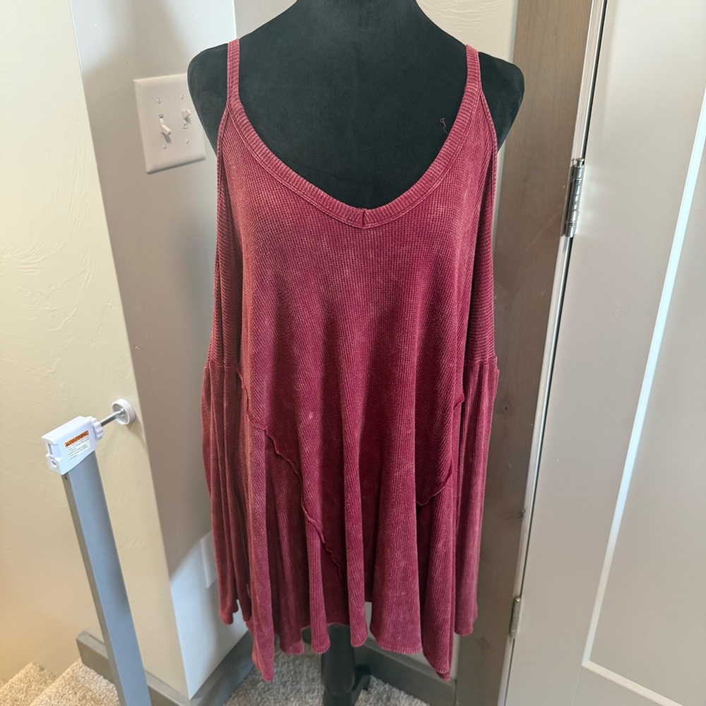 Blu Pepper Red Maroon Waffle Print V-Neck Cold‎ Shoulder Long Sleeve Shirt Flowy